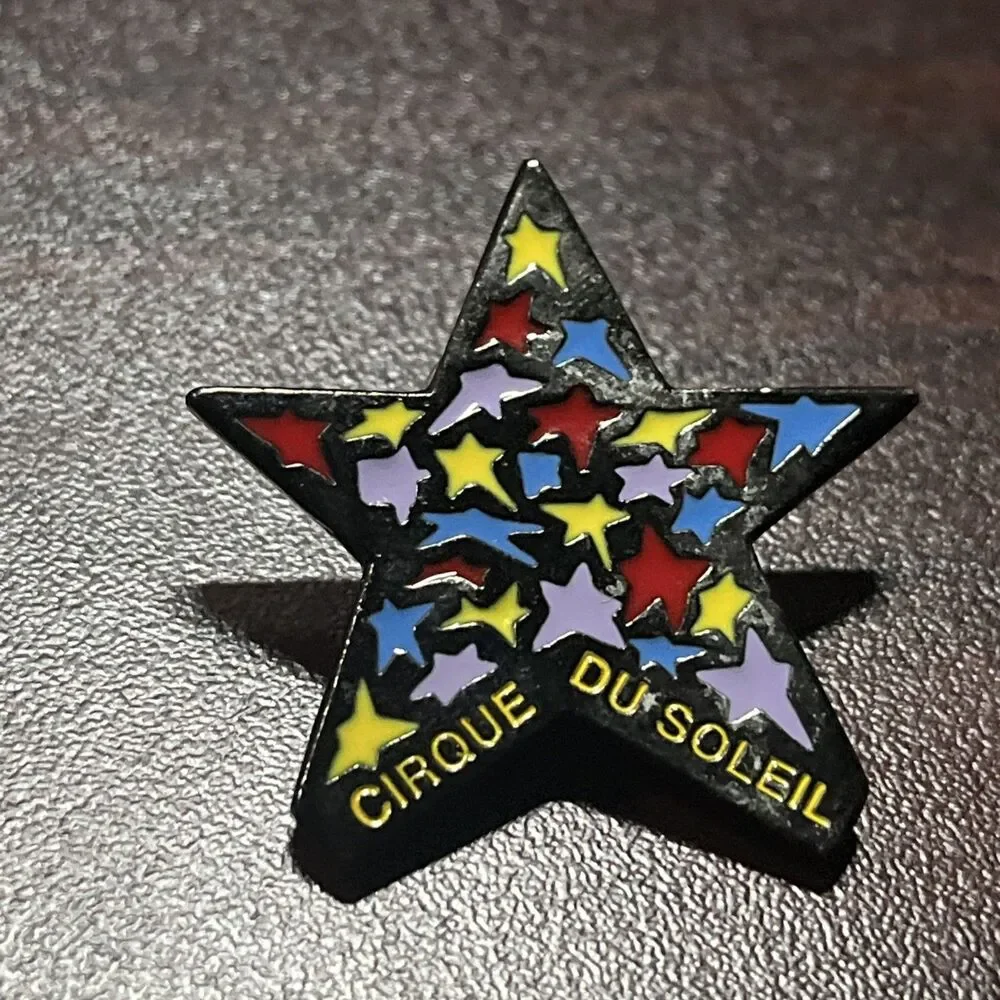 Cirque Du Soleil Circus Event Star Lapel Hat‎ Pin